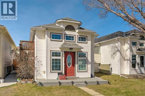 60 HUNTERHORN Crescent NE Calgary AB T2K6J3