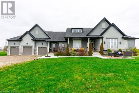 20 CHESSWOOD Trail Hamilton ON L8N2Z7