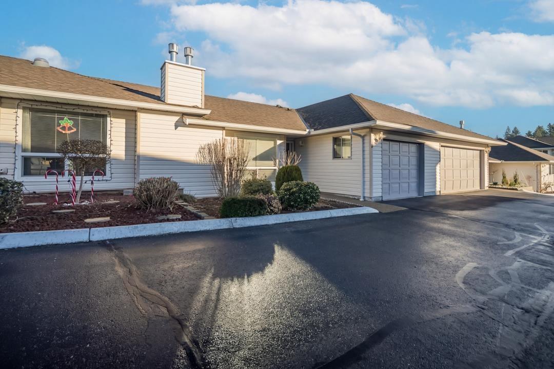 3 32640 MURRAY AVENUE