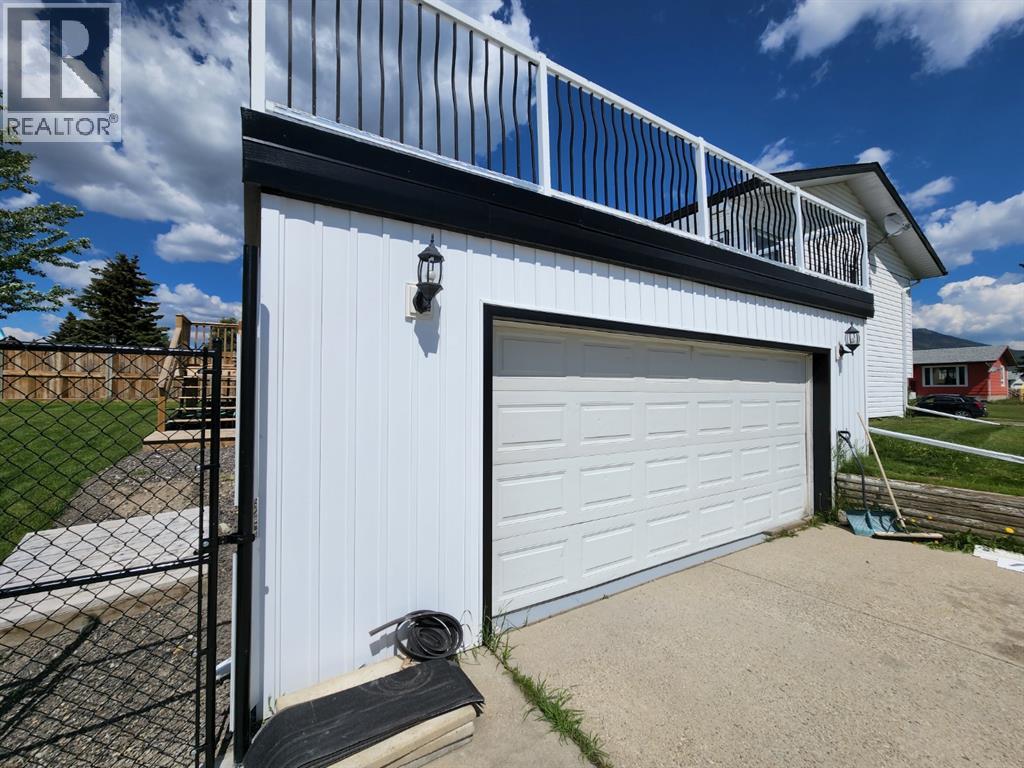 11530 Manning Crescent