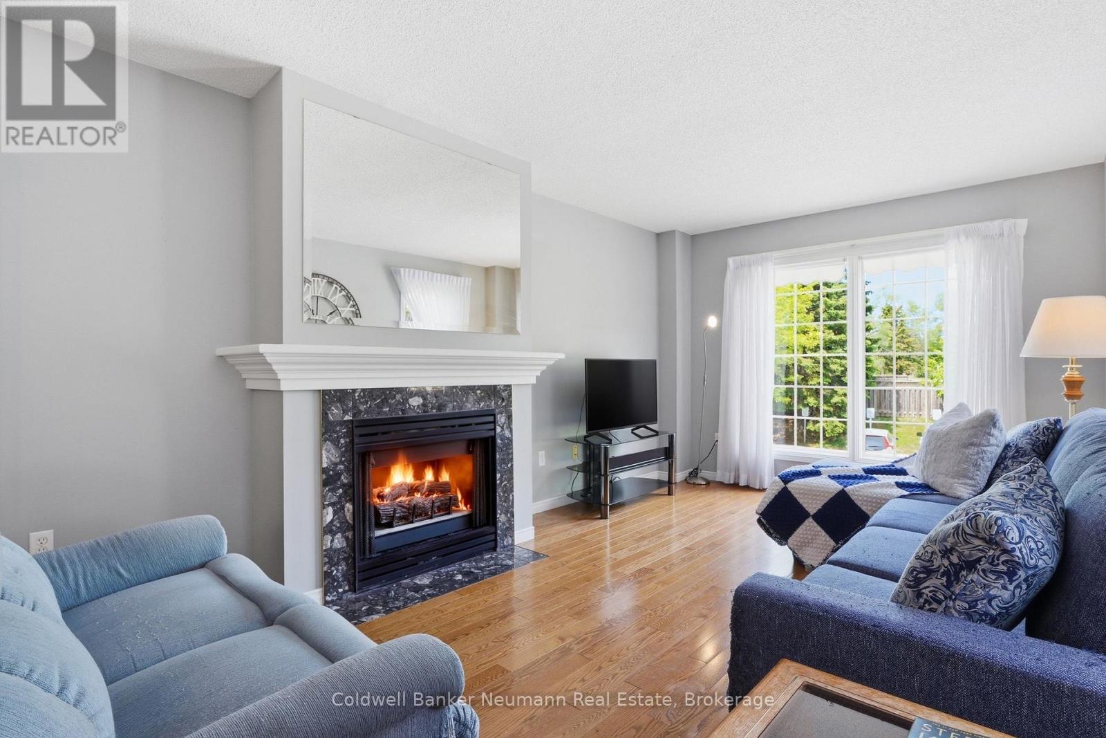 49 - 941 GORDON STREET