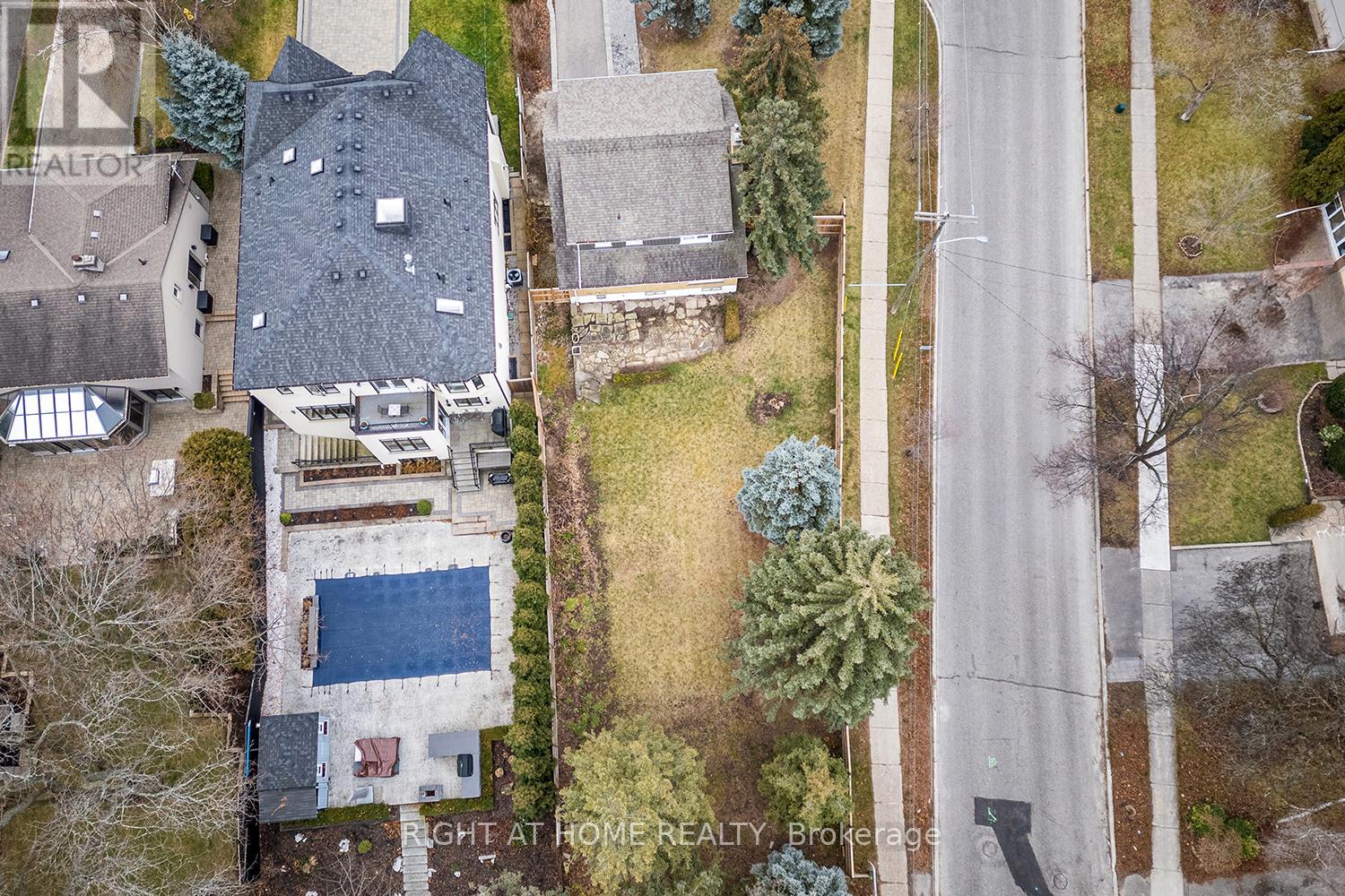 190 NORTHWOOD DRIVE