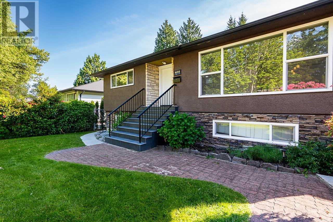 7522 MARK CRESCENT