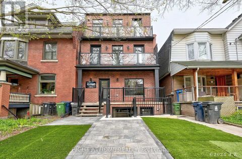 UNIT #2 - 153 MACDONELL AVENUE W Toronto (Roncesvalles) ON M6R2A4