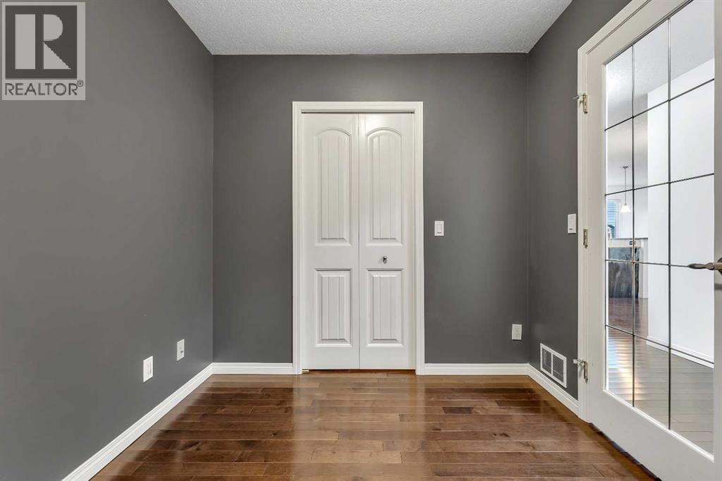 1202, 175 Panatella Hill NW