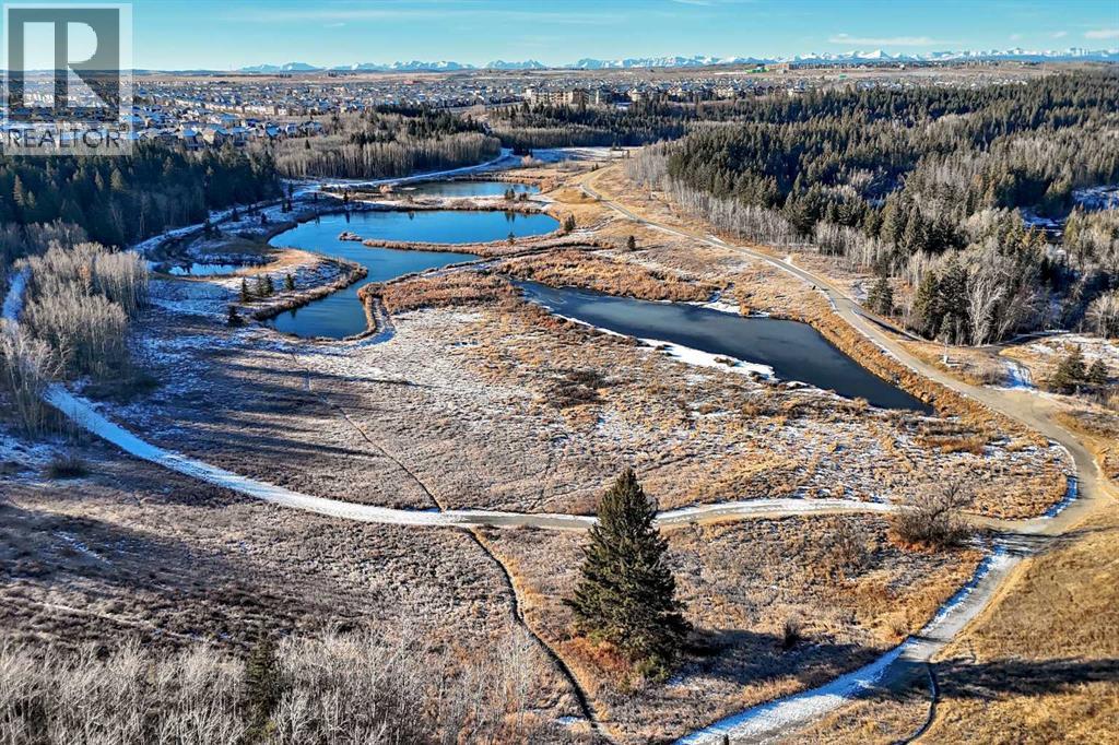 67 Evergreen Rise SW