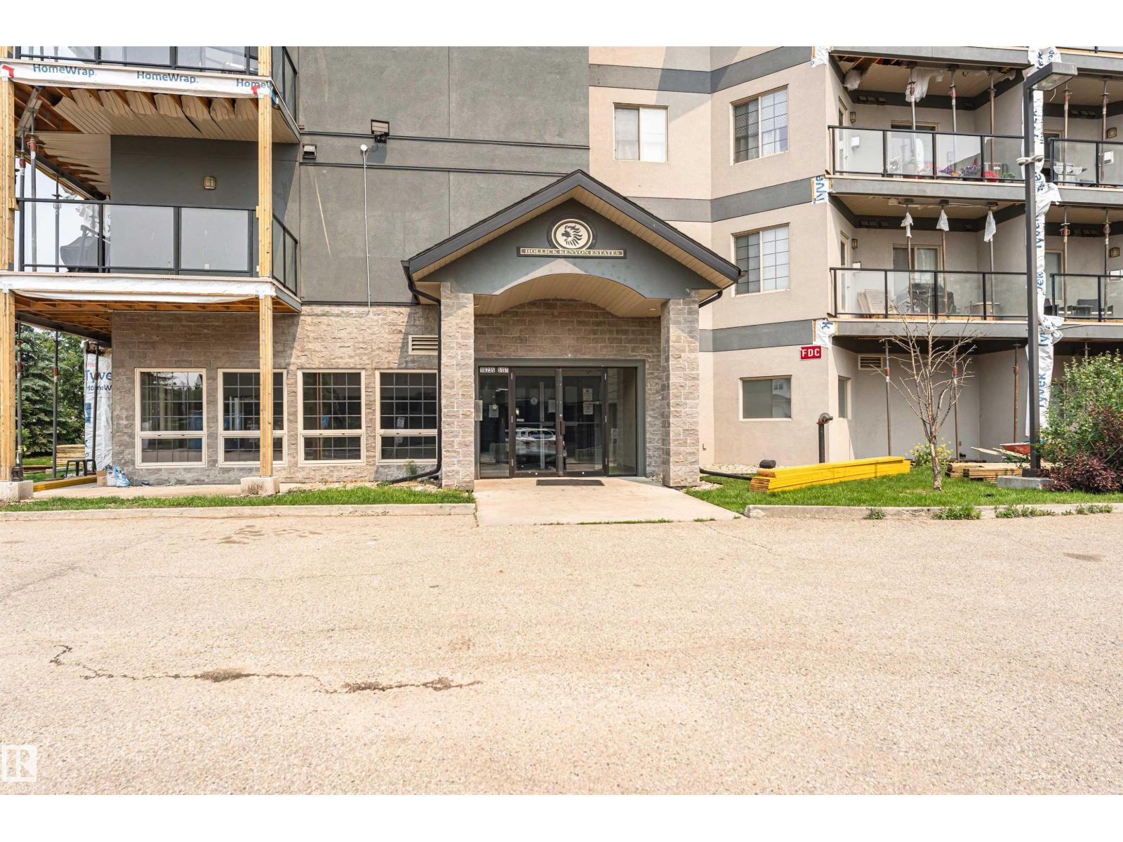 #406 16235 51 ST NW