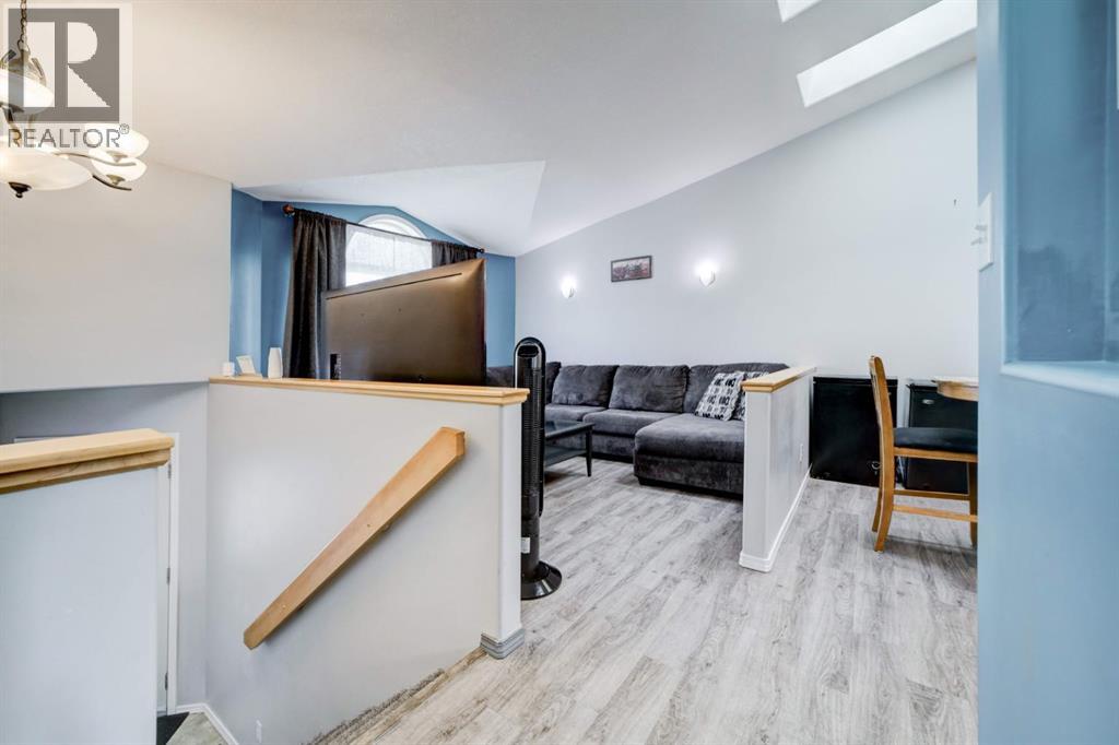 571 Blackfoot Manor W