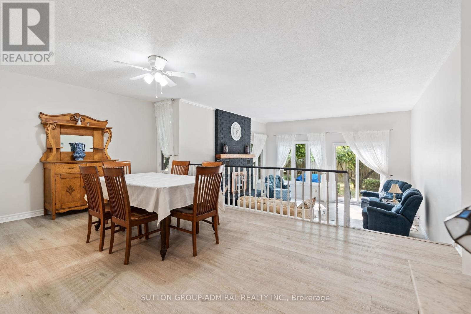 821 BRIDLE PATH CRESCENT