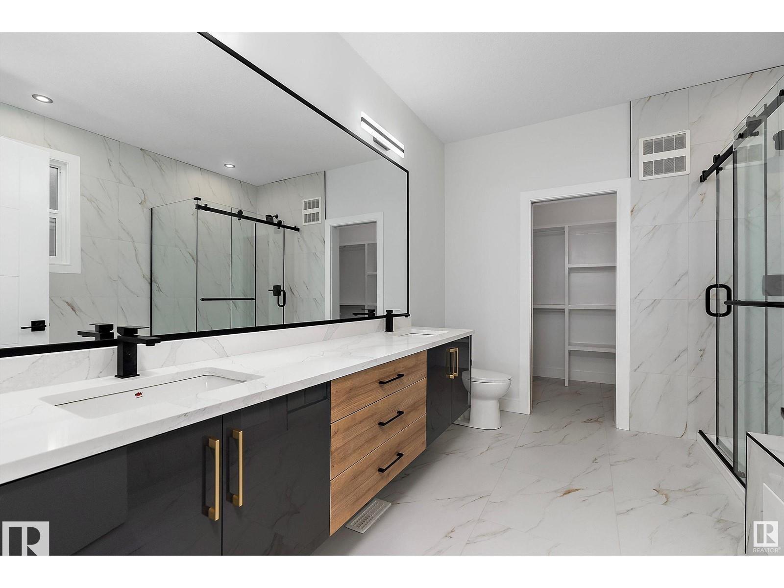 138 SOUTH RAVINES DR