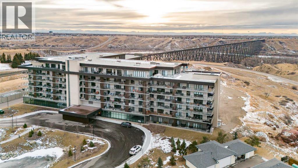 133, 102 Scenic Drive N