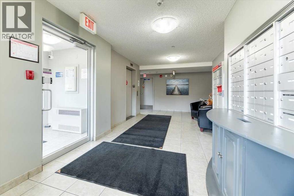 213, 380 Marina Drive