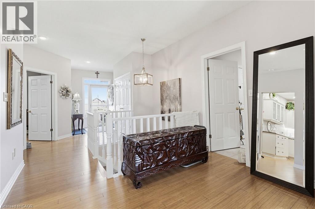 87 TWENTYPLACE Boulevard