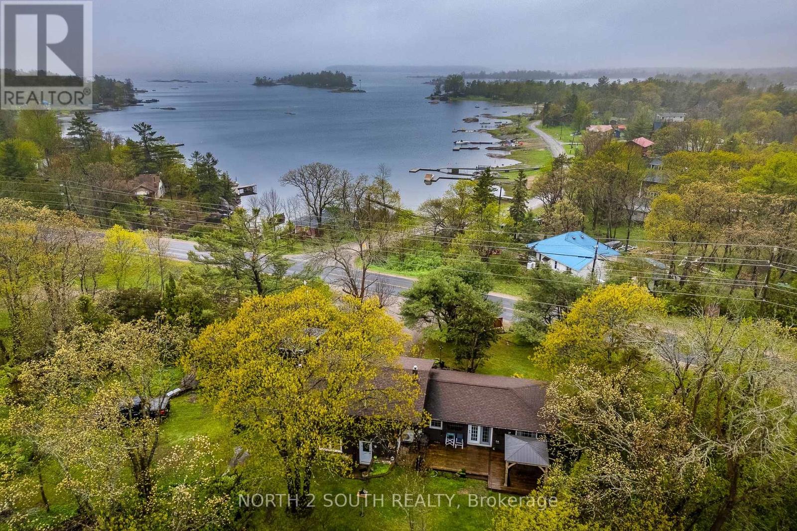 1146 HONEY HARBOUR ROAD