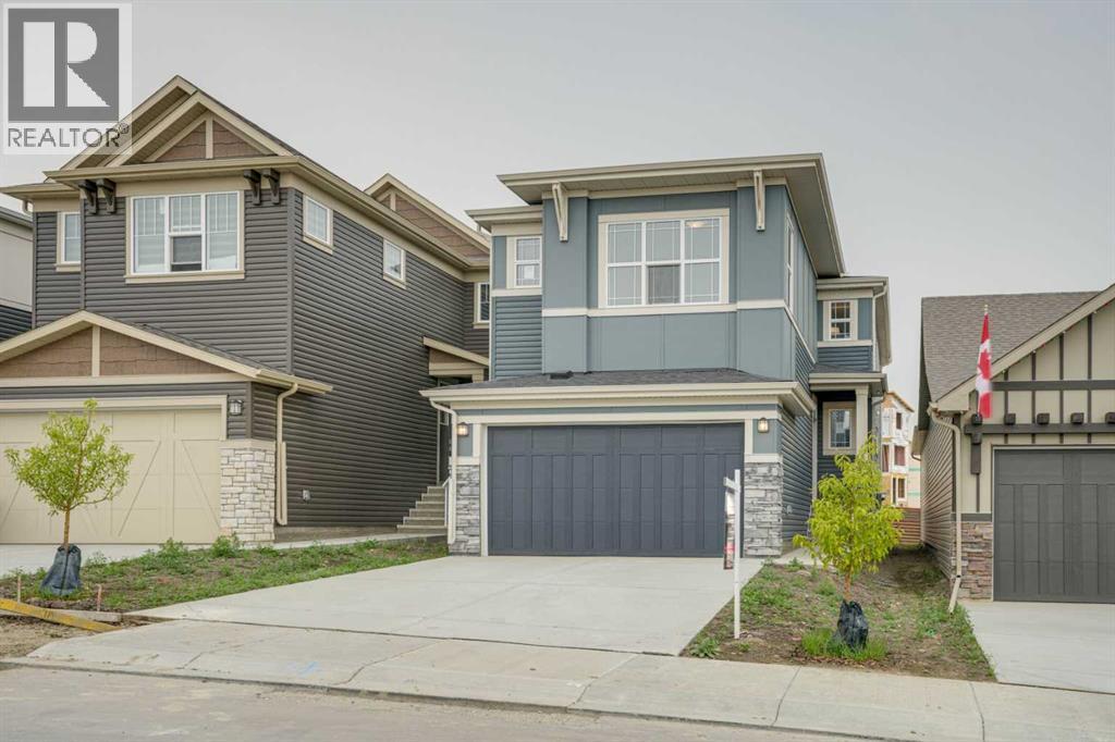 77 Calhoun Crescent NE