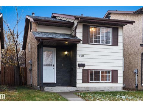 3511 43 AV NW Edmonton AB T6L4J5