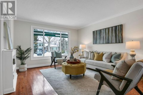 4 VICKSON COURT Toronto (Islington-City Centre West) ON M9B1K6