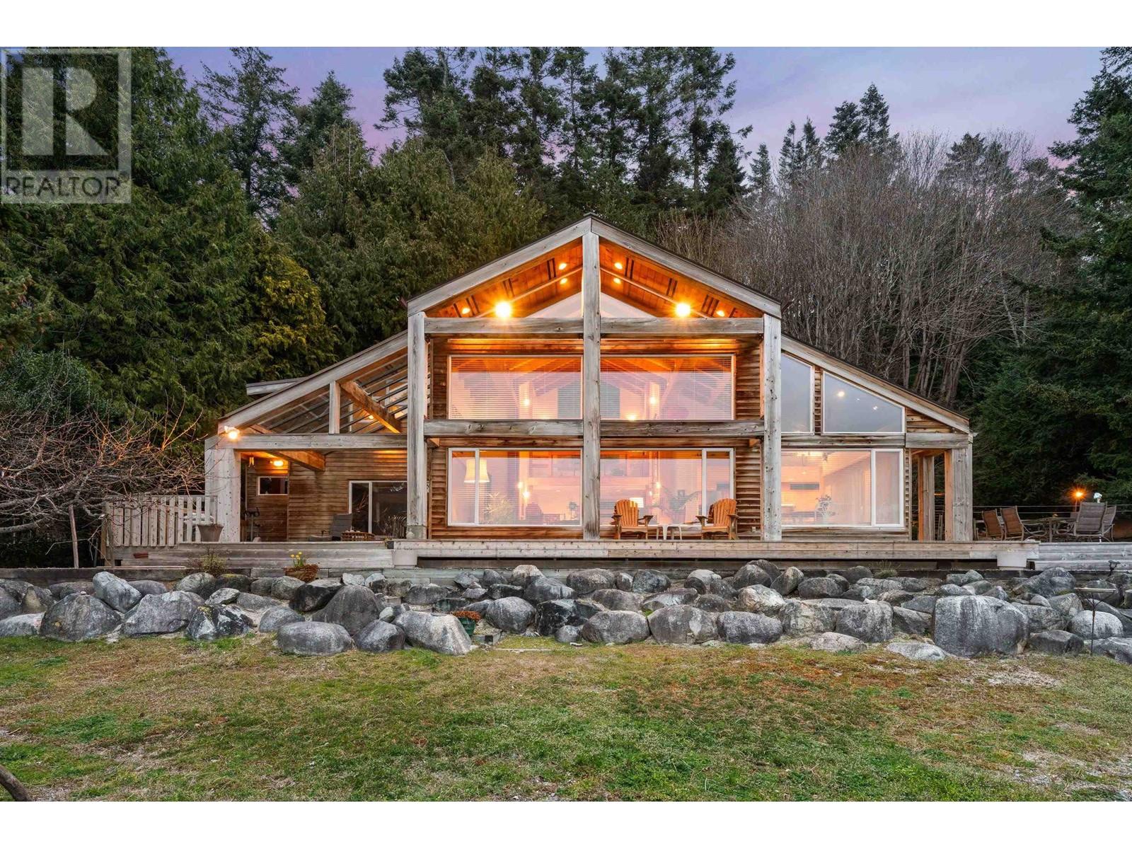 598 TSAWWASSEN BEACH ROAD