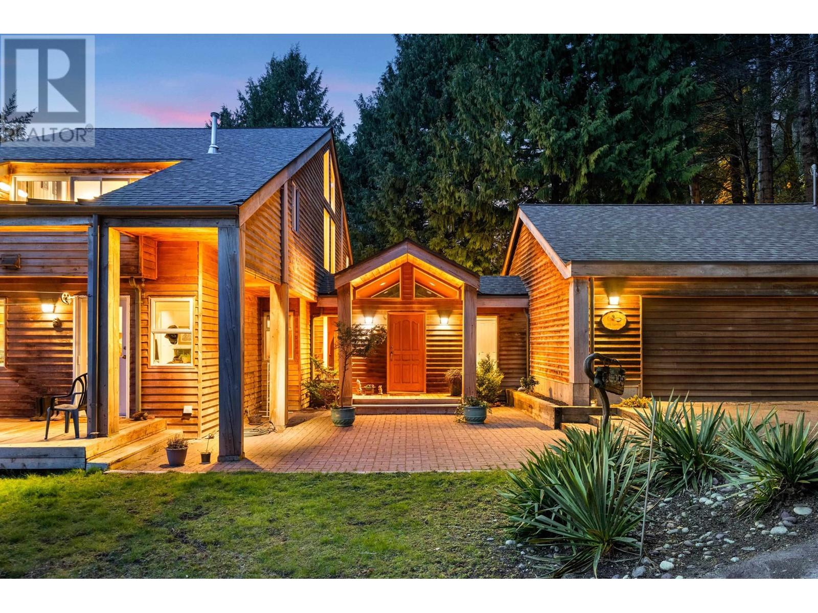 598 TSAWWASSEN BEACH ROAD