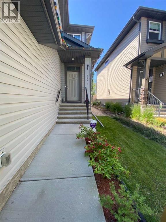 2107 Brightoncrest Green SE