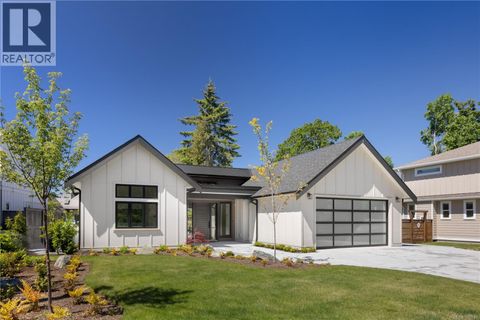 10210 Tsaykum Rd North Saanich BC V8L5T6