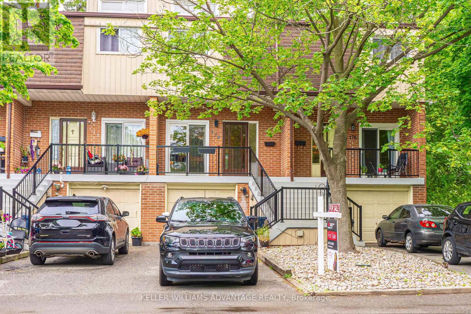 Photo 1 of 21 — 174 HOMESTEAD ROAD, Toronto (West Hill), ON M1E3S2