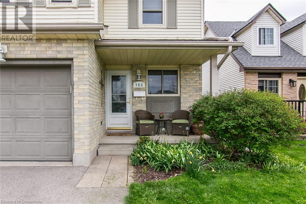 586 DRUMMERHILL Crescent