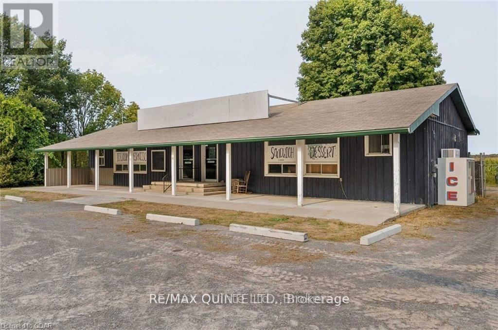 2052 COUNTY RD 18 ROAD