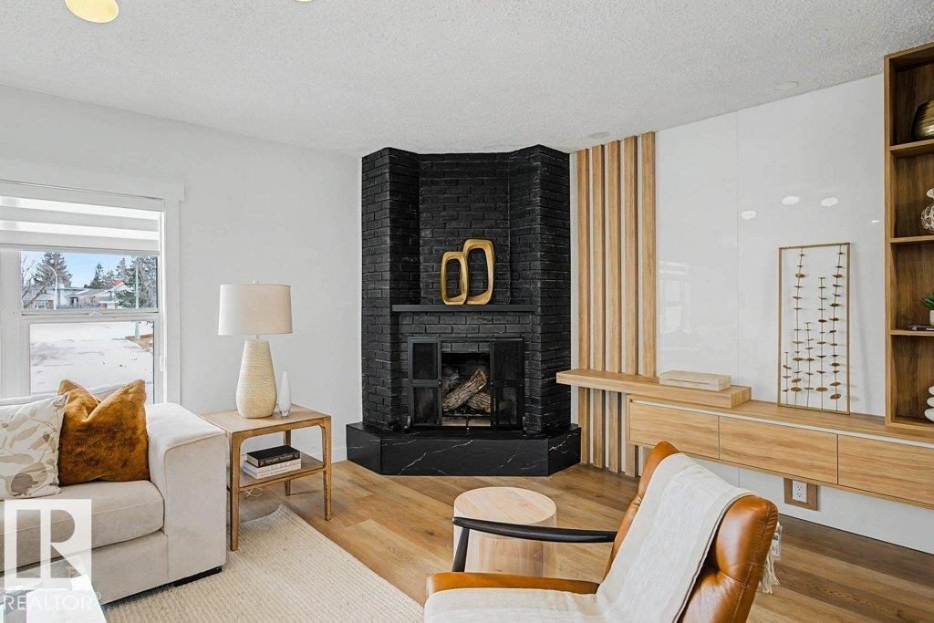 49 GALLOWAY DR