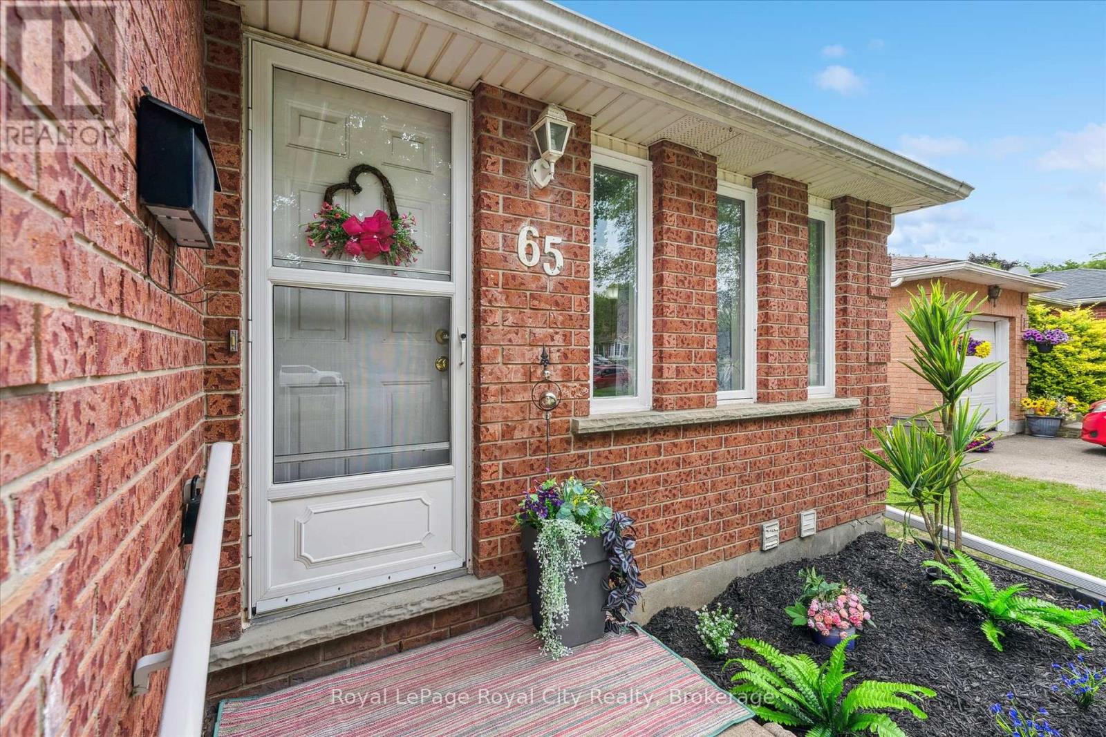 65 EASTVIEW ROAD