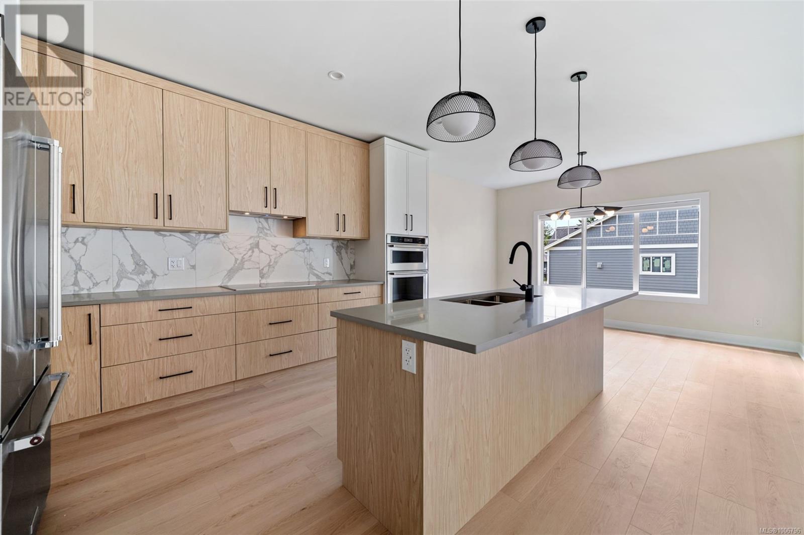 421 Rock Dove Pl