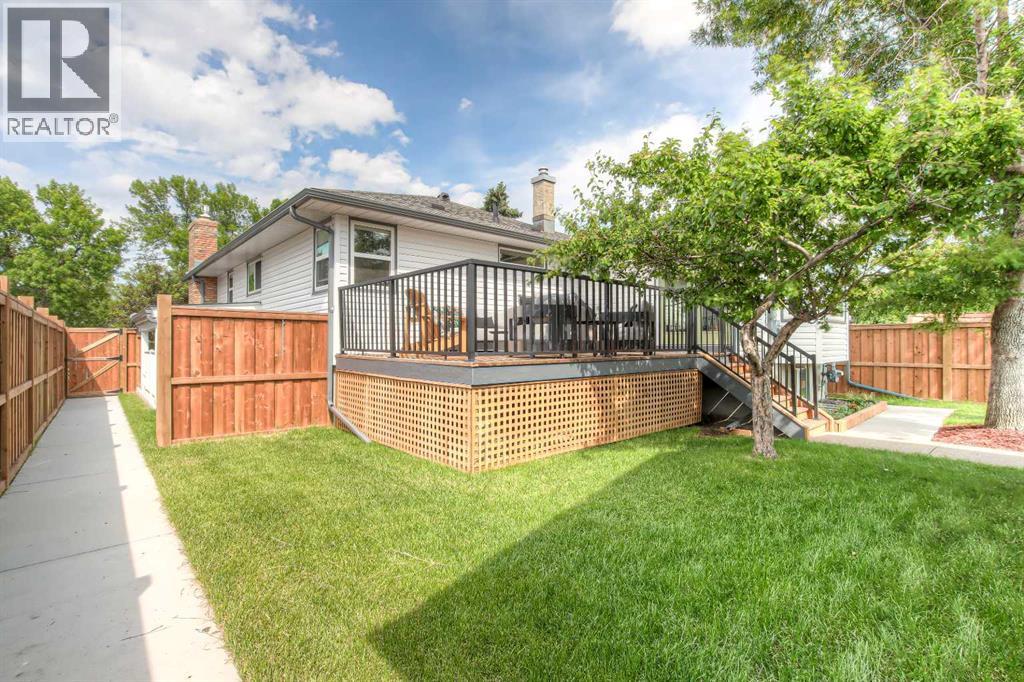 1127 Rupert Road NE