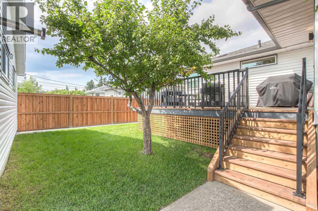 1127 Rupert Road NE