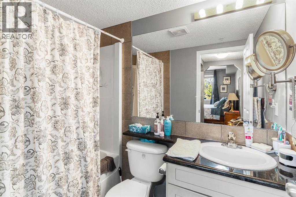 5214, 69 Country Village Manor NE