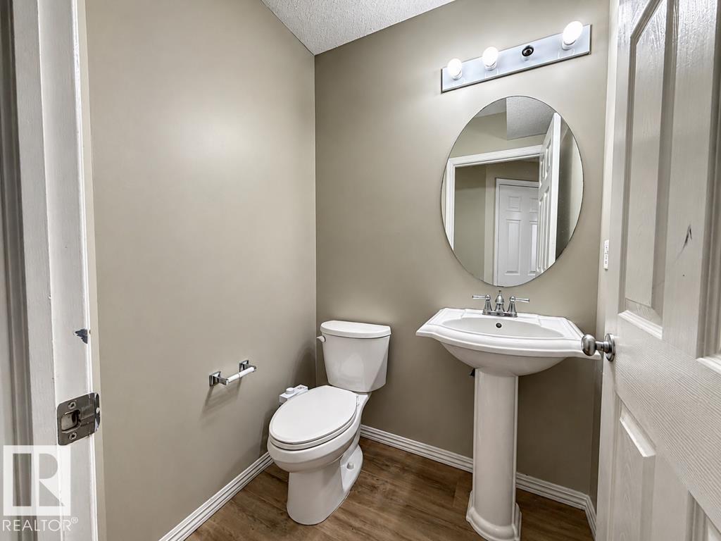13960 137 ST NW