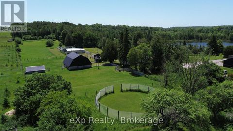 125 LAKE DRIVE West Grey ON N0C1H0
