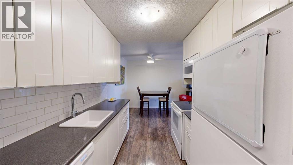 306, 405 Columbia Boulevard W