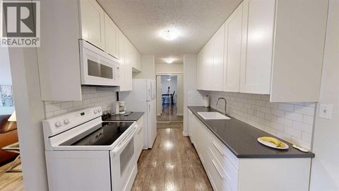 306, 405 Columbia Boulevard W Lethbridge AB T1K4R6