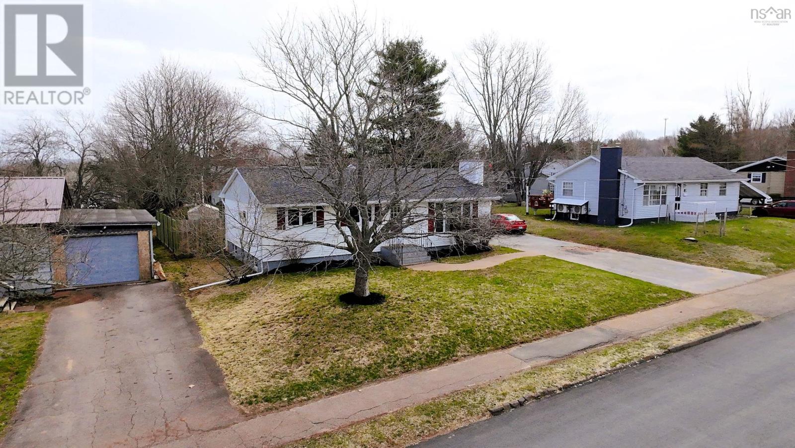 48 Birch Street