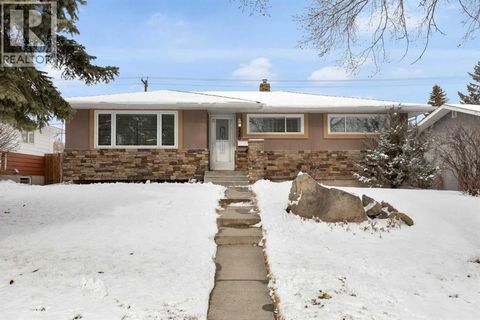 220 78 Avenue SE Calgary AB T2C1J7