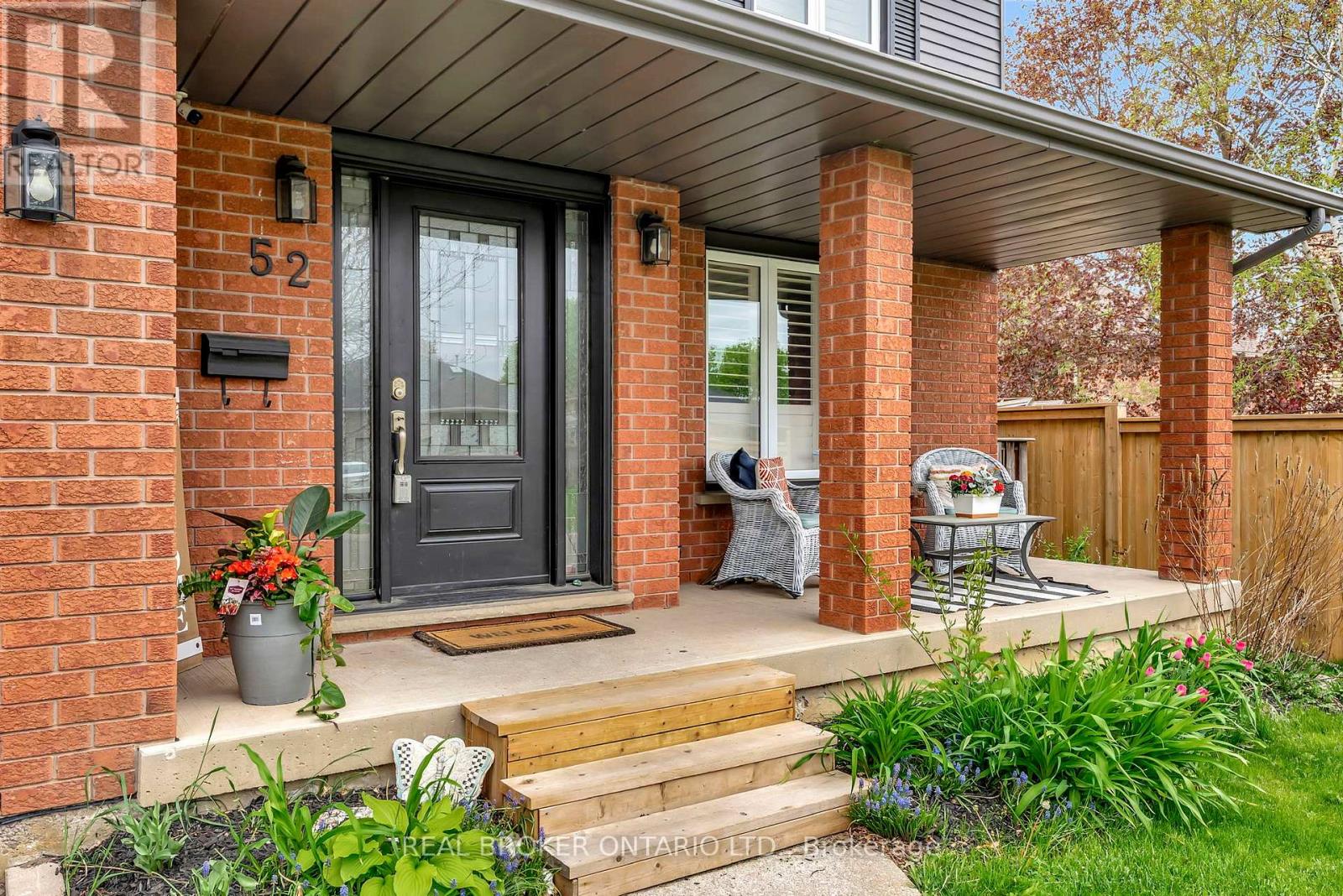 52 BECKETT DRIVE