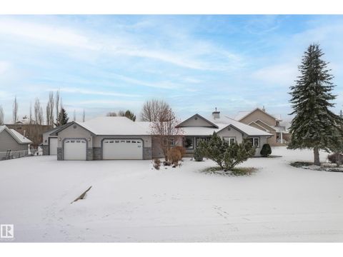 19 COUNTRY LN Stony Plain AB T7Z2L1