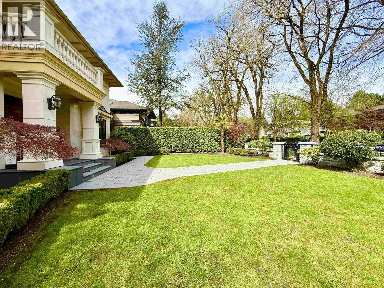 6011 CHURCHILL STREET