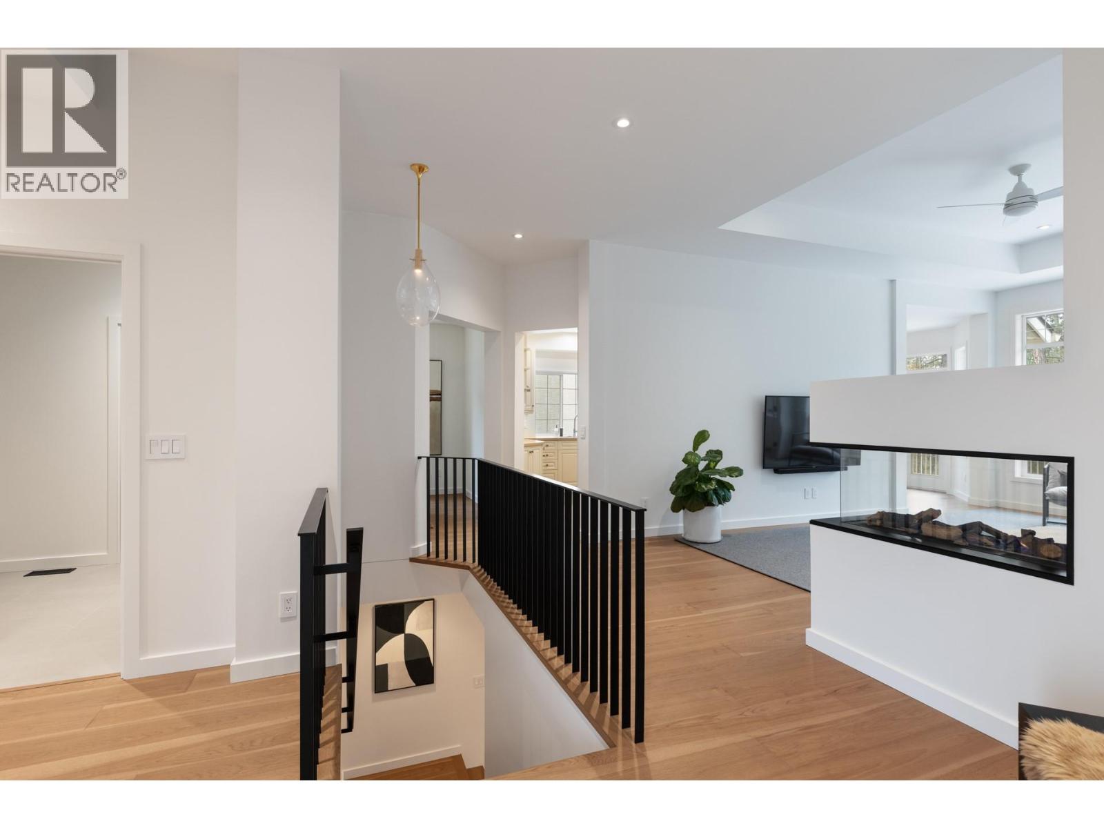 4158 Gallaghers Forest S