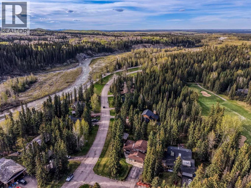 74 Redwood Meadows Drive