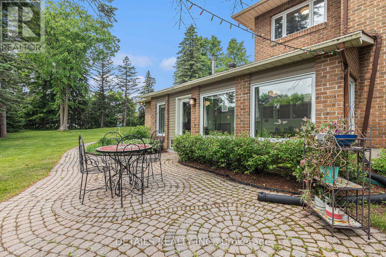 3 WINTERGREEN DRIVE