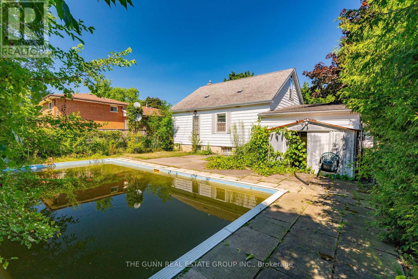 931 WILLOW DRIVE