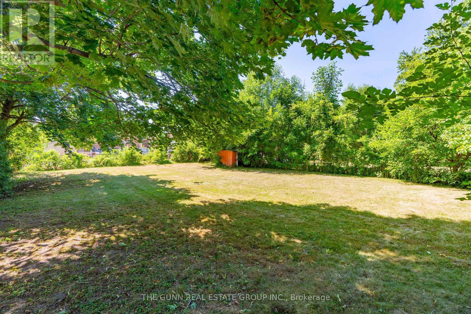 931 WILLOW DRIVE