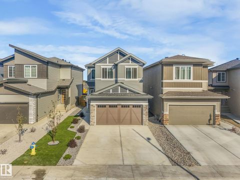 3063 200 ST NW Edmonton AB T6M1N7