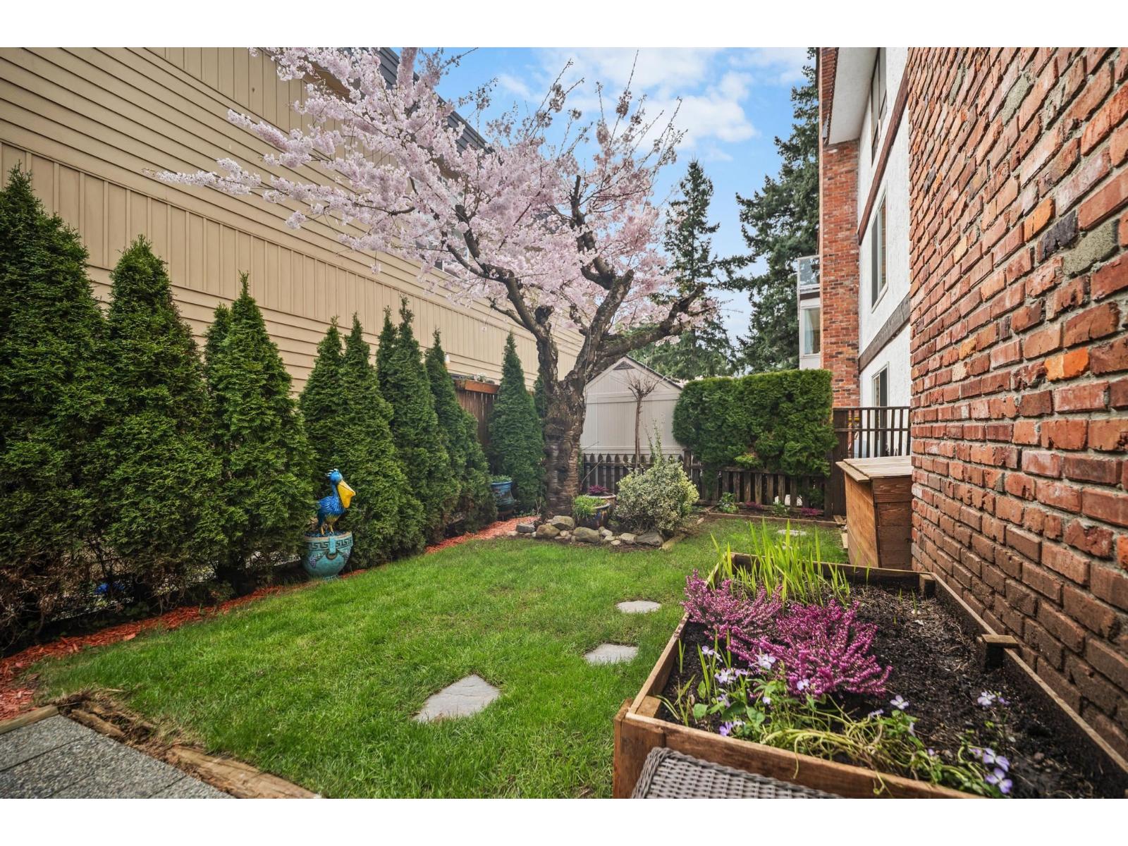 101 1331 FOSTER STREET